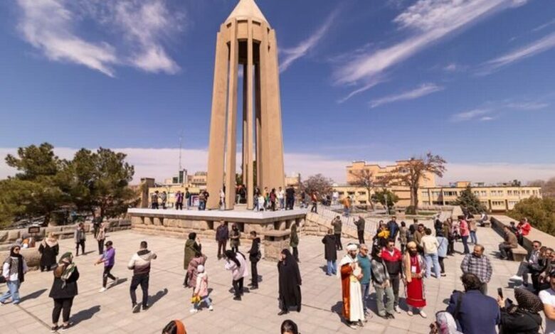 برگزاری نشست ملی ادیان مختلف در همدان برگزاری نشست ملی ادیان مختلف در همدان