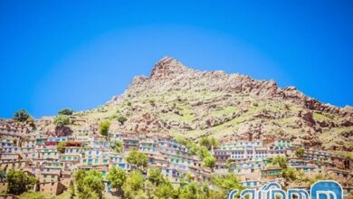 راهنمای سفر به غرب ایران | مامن عجایب و شگفتی های هفت رنگ