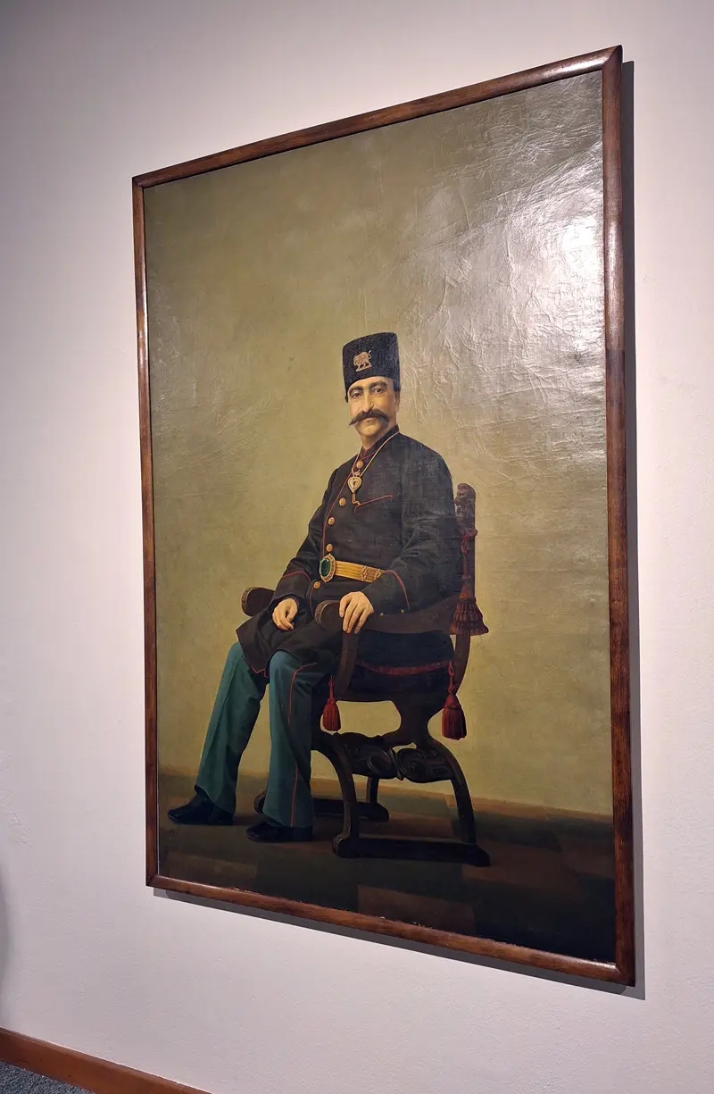 «چشم در چشم» با پیکاسو، دالی و دیگران؛ این نمایشگاه را از دست ندهید ناصرالدین شاه اثر کمال الملک