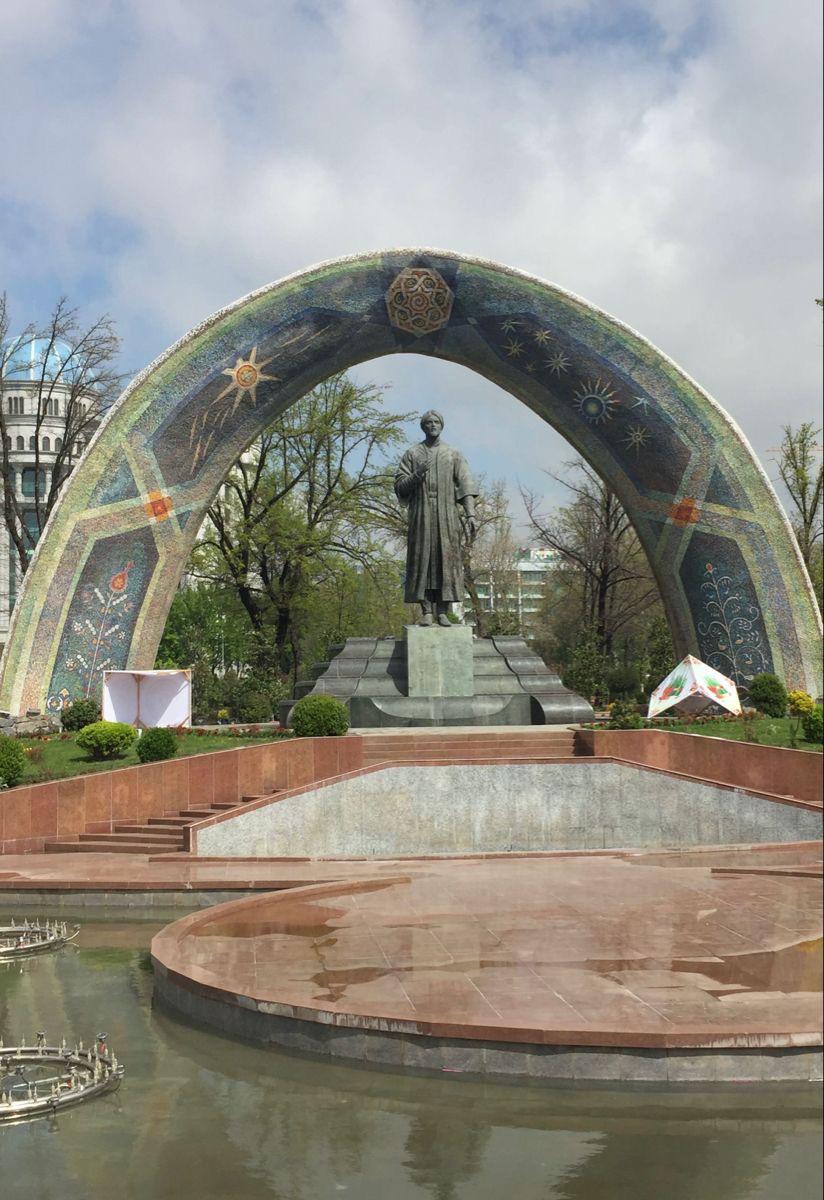 پارک رودکی تاجیکستان