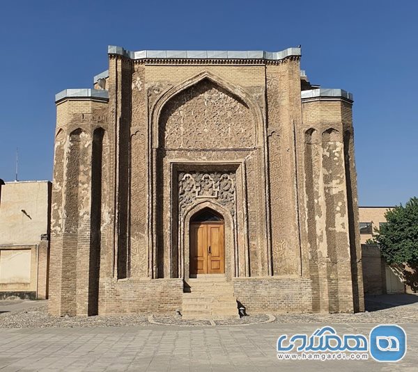 گنبد علویان