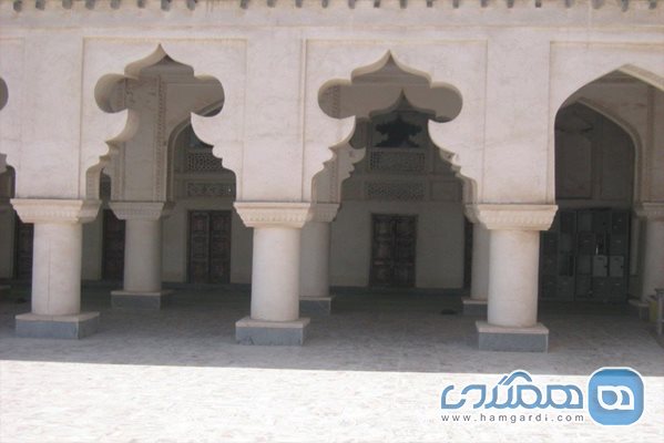 مسجد ملک بن عباس