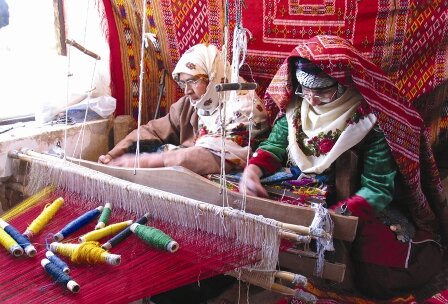 زاوین؛ مهد ابریشم بافی ایران