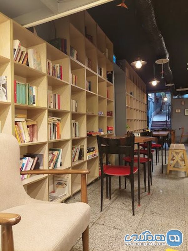 کافه کتاب دال