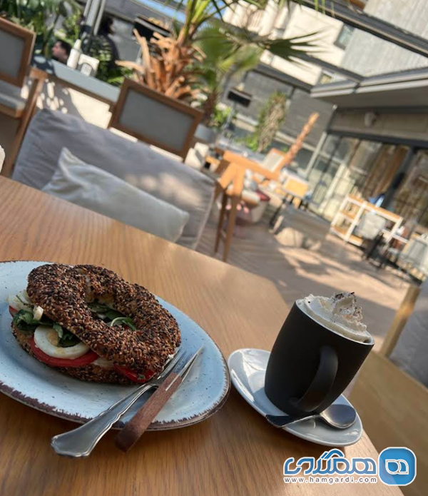 کافه پروژه د شهرک غرب: شیک و دوست داشتنی