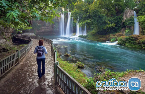 طبیعت گردی و آبشارهای دیدنی