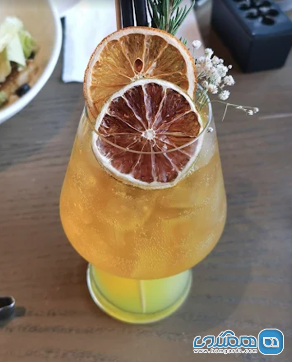 کافه مارینا: لوکس ترین تجربه کافه گردی در کنار آب های نیلگون 3