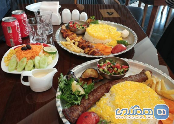 رستوران های سنتی اصفهان: سفری به قلب تاریخ و طعم