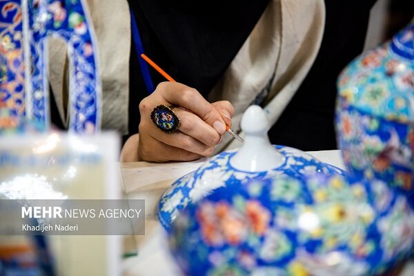 بازگشت هدفمند ارز صادراتی صنایع‌دستی بر اساس قیمت مواد اولیه مصرفی