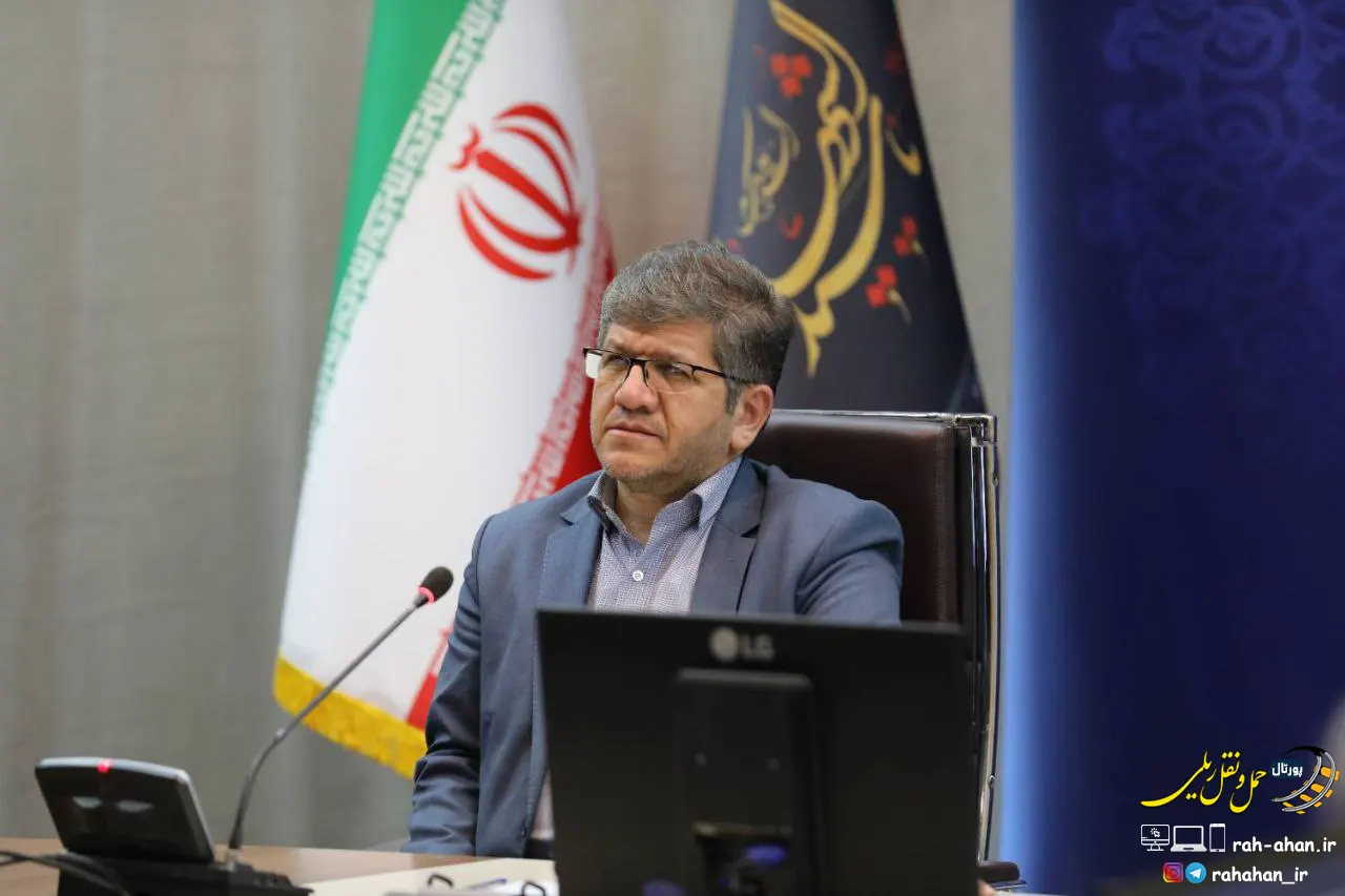 همکاری راه آهن و بنادر برای حمل ریلی ۲۵ درصد بار بنادر مطابق با برنامه هفتم