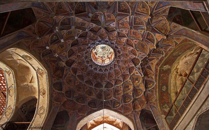 بازگشایی کاخ نیاوران و صدور سند هشت بهشت اصفهان