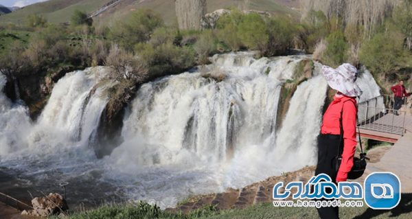 تور وان از خوی تابستان 1404: سفری شاد، خنک و پرخرید آبشار مرادیه