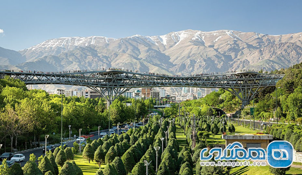 تور تهران از شیراز شهریور 1404: سفری از دل تاریخ تا قلب مدرنیته راهنمای انتخاب نهایی: تور مناسب شما کدام است؟