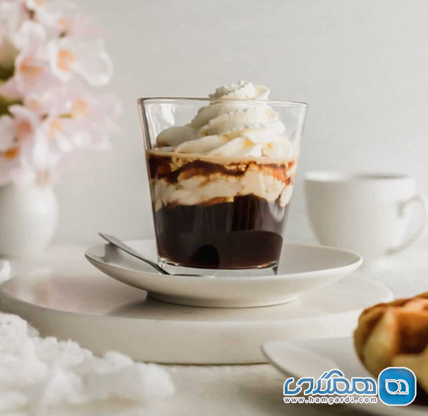 منوی کافه؛ از نوشیدنی تخصصی تا قیمت ها