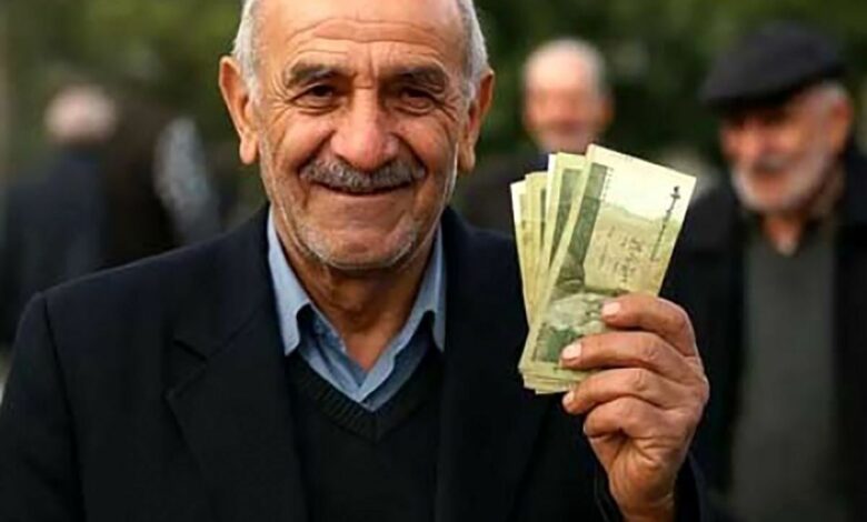 پرداخت یارانه این گروه از بازنشستگان به تعویق افتاد پرداخت یارانه این گروه از بازنشستگان به تعویق افتاد