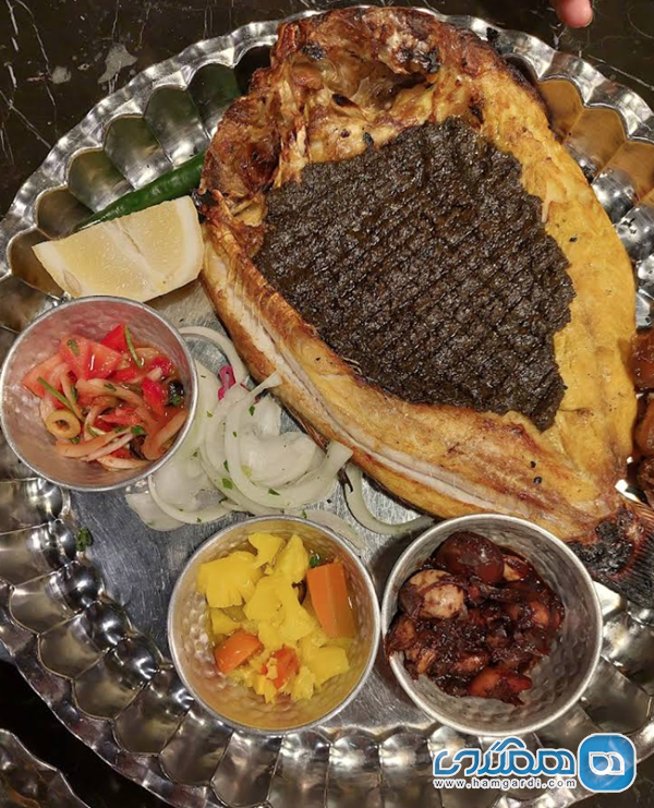 غذاهای محلی و دریایی