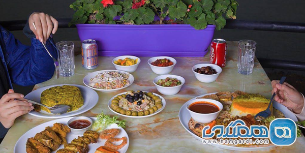 شاخص های امتیازدهی و تناقض در نظرات عمومی