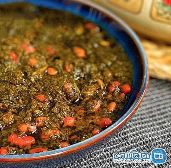 رستوران وزرا اصفهان: بررسی جامع منو، قیمت و تجربه لوکس یک ضیافت اصیل ایرانی امکانات رفاهی و سیستم های مدیریتی