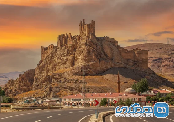 تحلیل فصلی پاییز: آب و هوای خنک و دلپذیر برای گردش و خرید