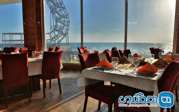 هواری در برابر رستوران های موزیکال (میرمهنا و شاندیز)