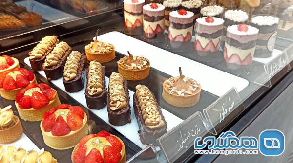 تخصص در بیکری: نان های خمیر ترش (Sourdough) و شیرینی های پخت روز