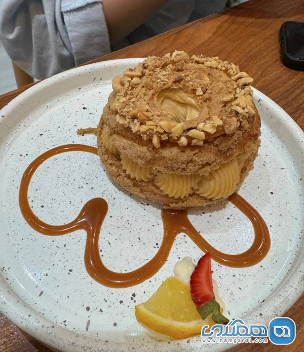 جمع بندی نظرات کاربران: تمجید از نان، انتقاد از دسرها