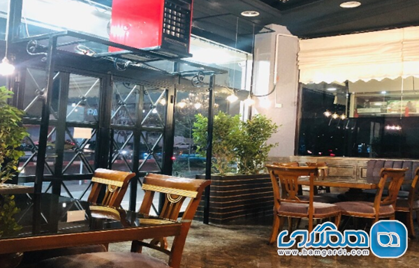 آشنایی کوتاه با شماری از محبوب ترین کافه های سنندج در مهر 1404 کافه پاریز