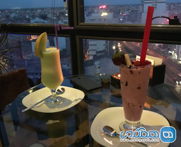 کافه پاییز (Paeez Cafe): کافه ای با منظره استثنایی و دنج