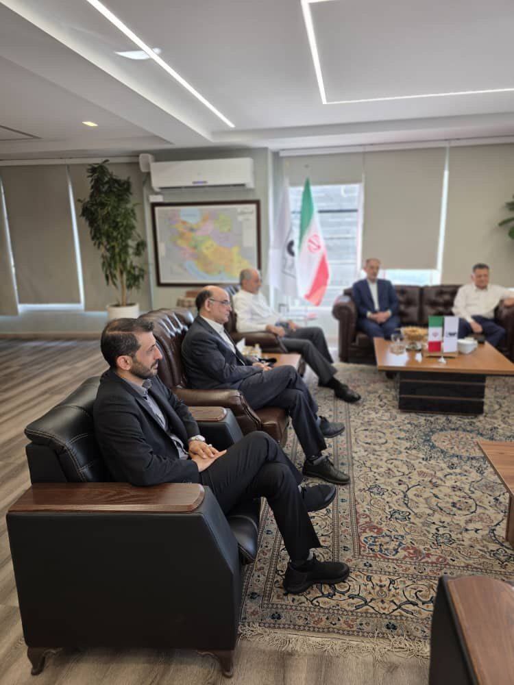 گردهمایی مدیران عامل ادوار فولاد مبارکه؛ هم‌افزایی تجربه و استراتژی برای تداوم رشد اقتصادی گروه