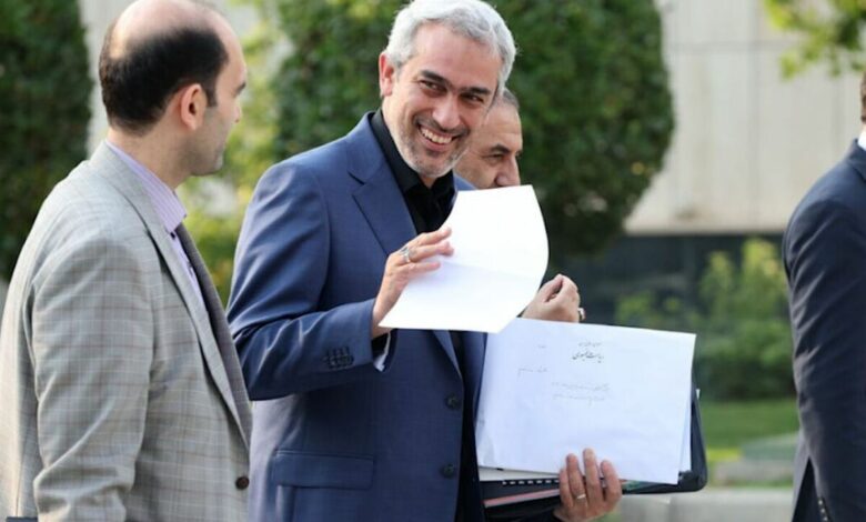 در مورد نرخ دلار از آقای فرزین سوال کنید در مورد نرخ دلار از آقای فرزین سوال کنید