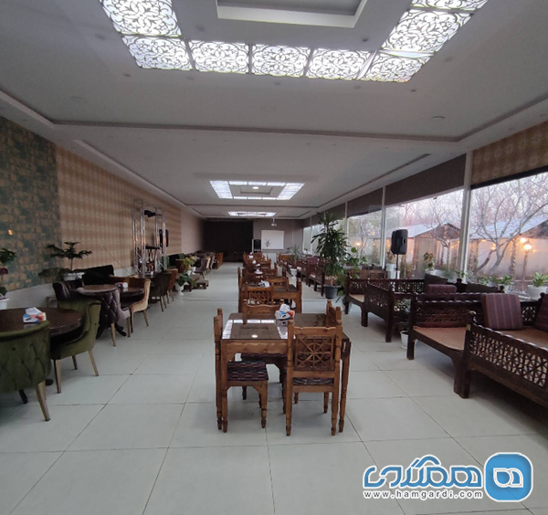 معرفی تعدادی از بهترین باغ رستوران های سنتی شهریار در سال 1404 راهنمای مقایسه و انتخاب نهایی