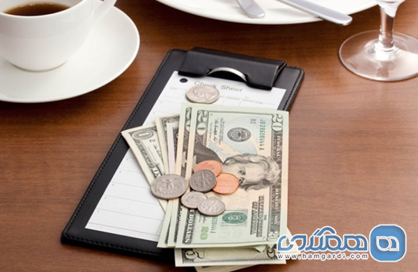 راهنمای کامل آداب رستورانگردی در قاهره: تجربه محلی، از کوشاری ابوطارق تا ملوخیه اصیل فرهنگ غذاخوری و آداب معاشرت در مصر: راهنمای گام به گام برای گردشگران