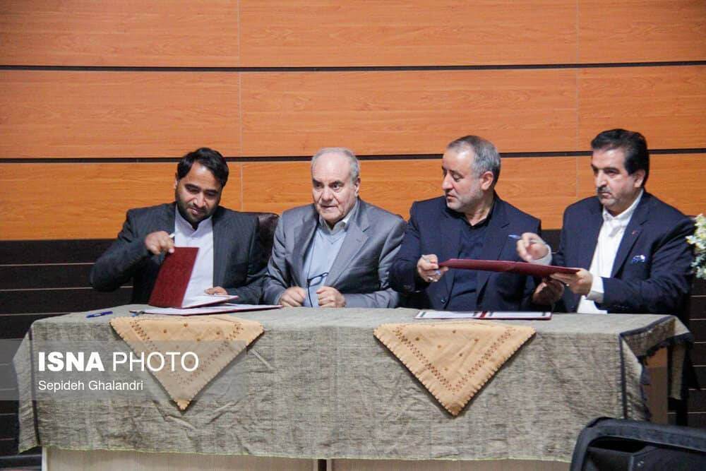 تفاهم‌نامه چهار‌جانبه بانک رفاه کارگران با حضور رئیس جمهور امضاء شد