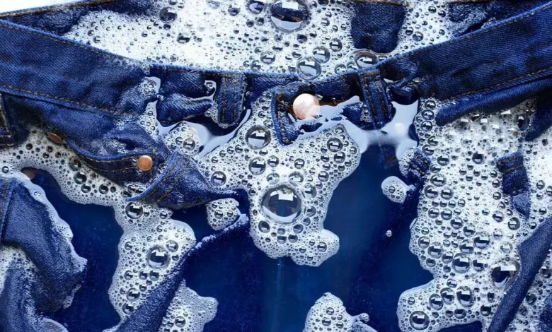 بهترین روش برای شستشوی صحیح شلوار جین/ اگر می خواهید ظاهر لباستان حفظ شود بخوانید بهترین روش برای شستشوی صحیح شلوار جین/ اگر می خواهید ظاهر لباستان حفظ شود بخوانید