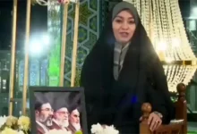 سقوط لوستر رویِ سر مجری در برنامه زنده تلویزیون+ فیلم