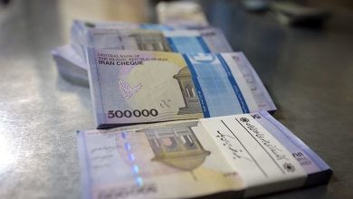 معاملات پنهانی اسکناس نو در میدان فردوسی/ بازار سیاه ایران چک ۵۰ هزار تومانی در سایت‌های اینترنتی