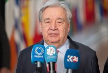 بسته بودن تنگه هرمز اقتصاد جهان را خفه می‌کند