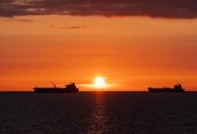 ورود ۲ نفتکش به خلیج فارس از طریق تنگه هرمز / محاصره دریایی آمریکا پایان یافت؟