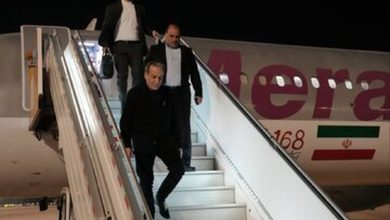 پوشش متفاوت و عجیب عراقچی در پکن! + عکس