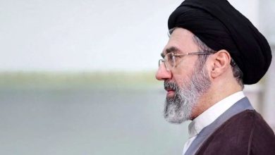 جزئیات دیدار فرمانده قرارگاه خاتم‌الانبیا با رهبر انقلاب / گزارش آمادگی نیرو‌های مسلح ارائه شد