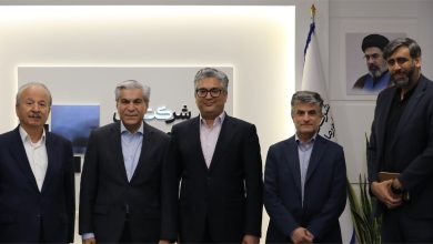 برگزاری نشست صمیمی هیأت‌مدیره شرکت ملی انفورماتیک با دکتر عادلی