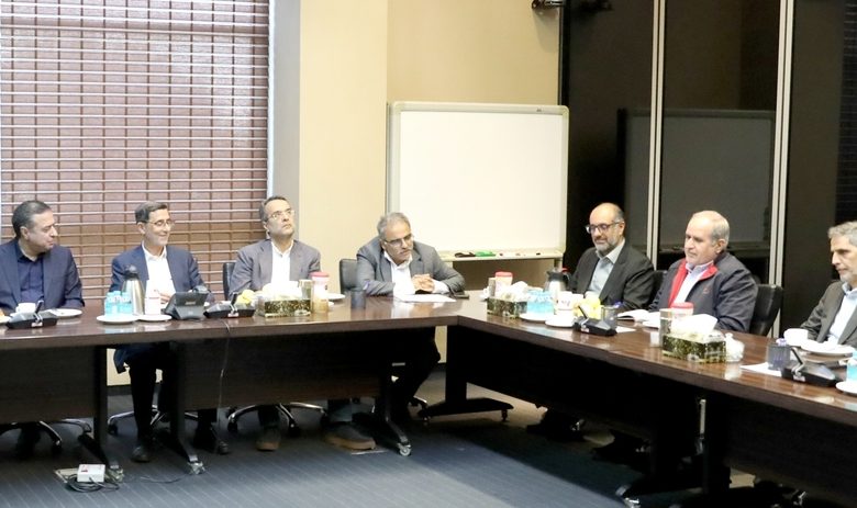 مشارکت راهبردی بانک صادرات ایران در «سازندگی نوین» و «جهاد اقتصادی»؛ تأمین مالی توسعه زیرساختهای انرژی با تمرکز بر نیروگاههای تجدیدپذیر مشارکت راهبردی بانک صادرات ایران در «سازندگی نوین» و «جهاد اقتصادی»؛ تأمین مالی توسعه زیرساختهای انرژی با تمرکز بر نیروگاههای تجدیدپذیر