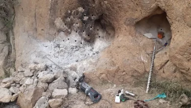 دستگیری ۵ نفر مرتبط با حفاری غیرمجاز در تپه تاریخی حسینآباد دستگیری ۵ نفر مرتبط با حفاری غیرمجاز در تپه تاریخی حسینآباد