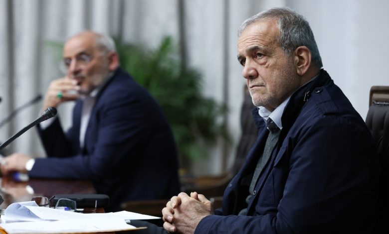 اداره امور کشور با قدرت دنبال خواهد شد/ دولت و مسئولان برای هر شرایطی آماده هستند اداره امور کشور با قدرت دنبال خواهد شد/ دولت و مسئولان برای هر شرایطی آماده هستند