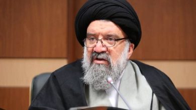 روایت احمد خاتمی از آسیب‌دیدگی رهبر انقلاب در روز نخست جنگ