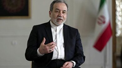 عراقچی: سعی می‌کنیم از تفاهم ایجاد شده راهگشایی اقتصادی ایجاد کنیم+ فیلم