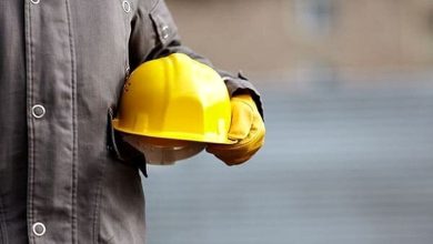 وضعیت حقوق و اضافه‌کار کارگران در ایام وداع با رهبر شهید / وزارت کار تکلیف را روشن کرد