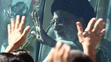 اولین تصاویر از آماده‌سازی خودروی حامل پیکر مطهر امام شهید + فیلم