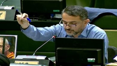 ماجرای انتقال یک پیام از واسطه‌های امین رهبری / زارعی مدعی تذکر یک مقام عالی‌رتبه به مفسران حزبی شد