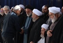 گفتگوی پزشکیان و آملی لاریجانی با فرزند ارشد رهبر شهید + عکس